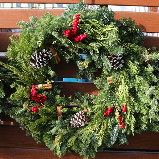 holidayWreath_cinnamonStick_5L9A2524